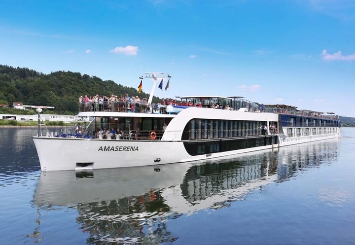 Danube River Cruises Quick Info Guide - Sometimes Sailing